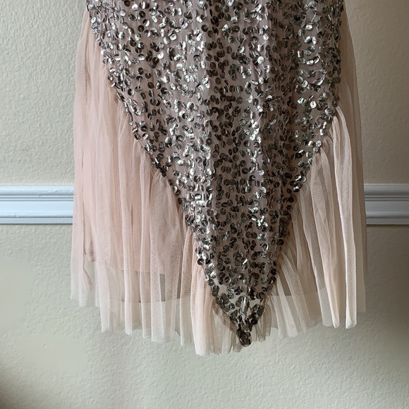 Tunic - Picture 2 of 6